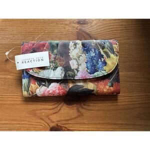 Kenneth Cole Reaction Women's Faux Leather Floral Print Clutch Wallet Black